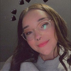 Meet your Posher, Jordyn